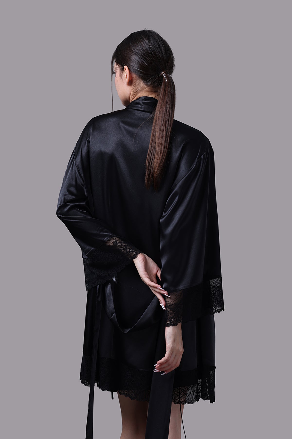 Áo khoác kimono nữ Vera satin phối ren - V0672