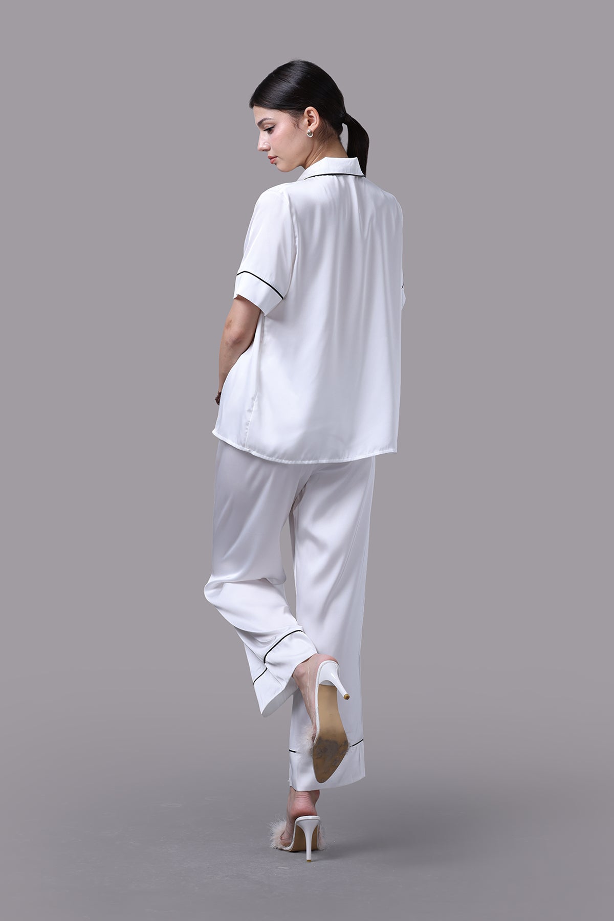 Bộ pijama dài nữ Vera latin trơn tay ngắn - V0716