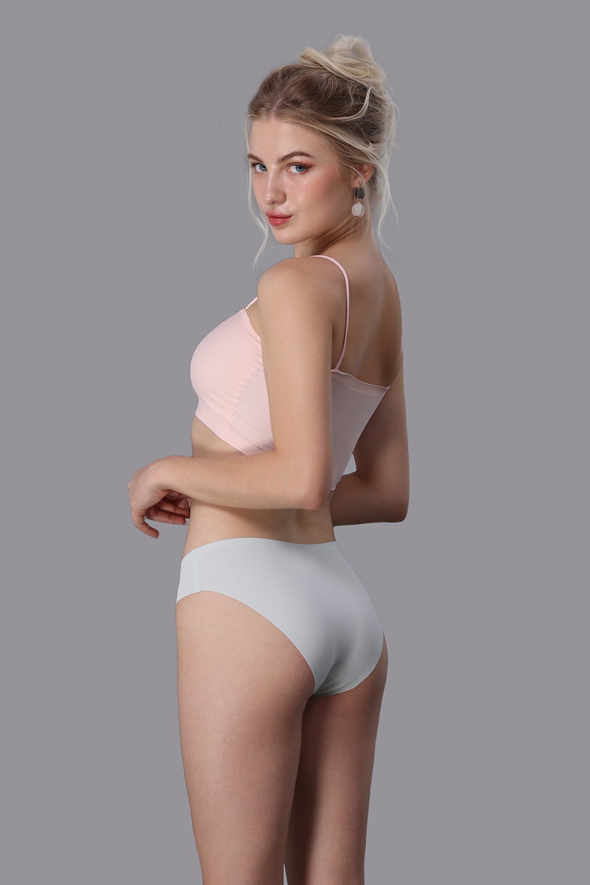 Quần lót bikini nữ Misaki seamless - M1059