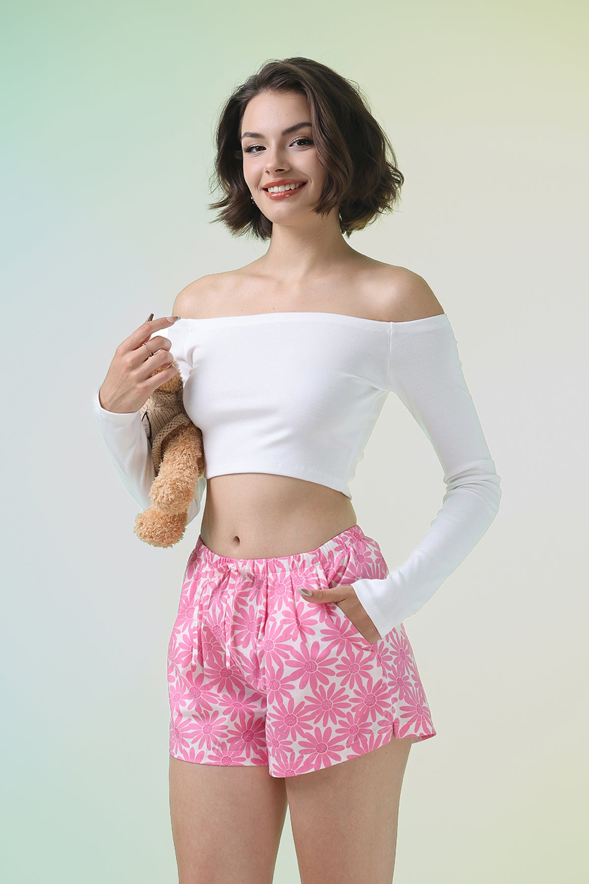 Quần short nữ Vera kate in - V0763